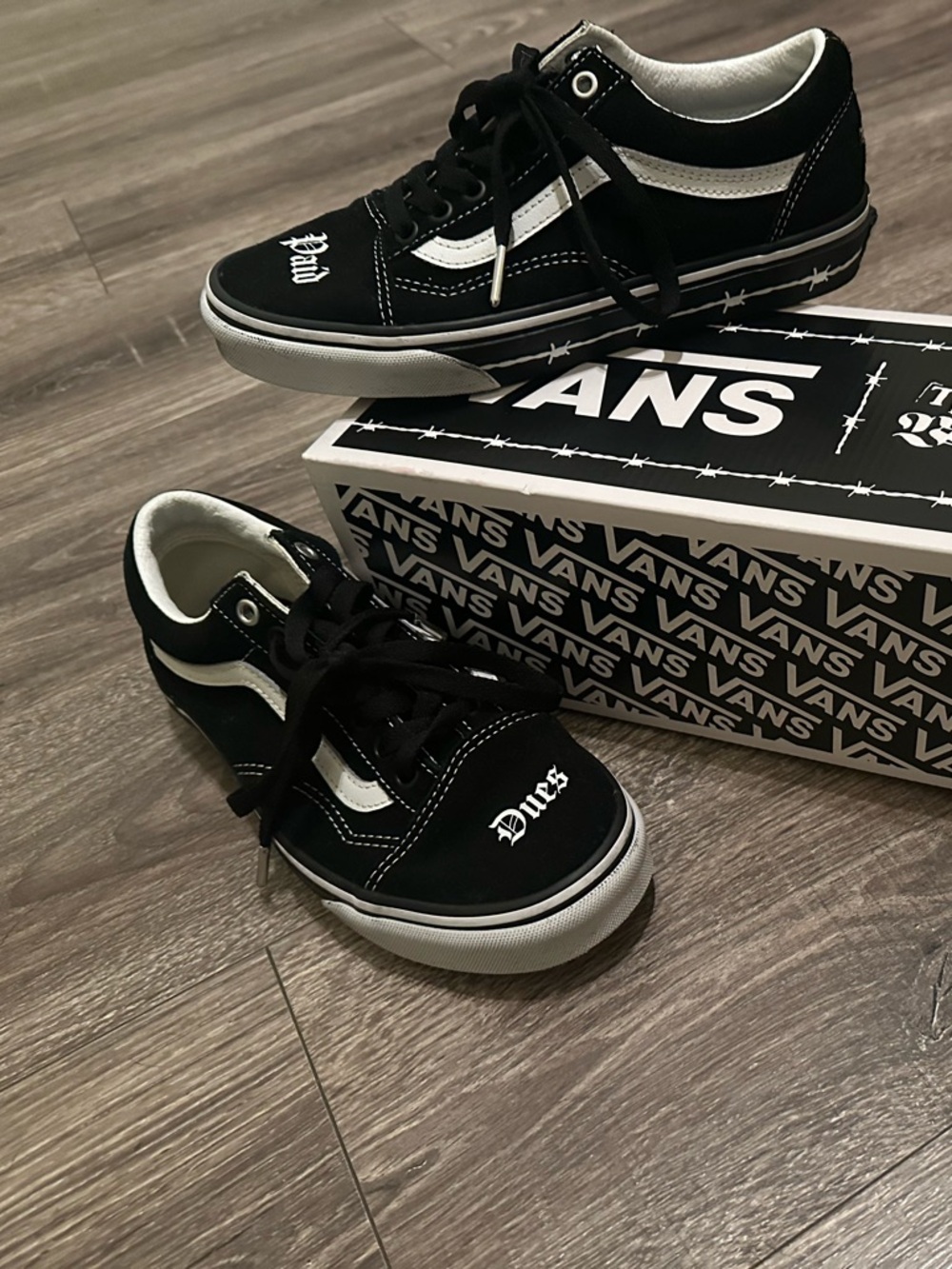 Vans Special Edition Limited Release Travis Barker Dues Paid Sneaker - Picture 9 of 9